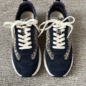 NWOT Tory Burch sneaker